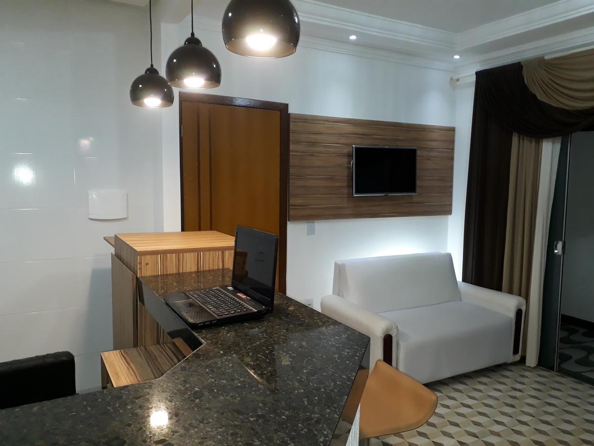 Hotel Lincohn Montes Claros Extérieur photo